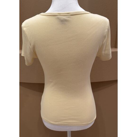 GUESS Los Angeles Women’s Short Sleeve T-Shirt Yellow Size M - Picture 6 of 8